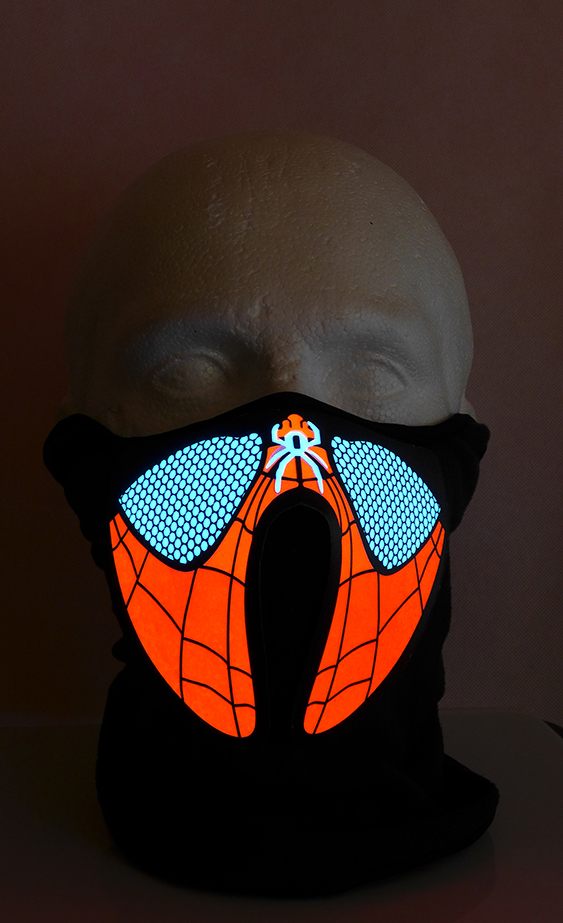 Spiderman juhitud Mask